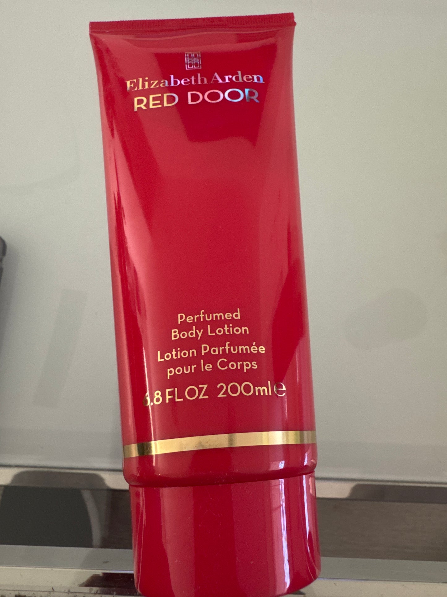 Red Door Perfumed Body Lotion W 6.8 Oz.