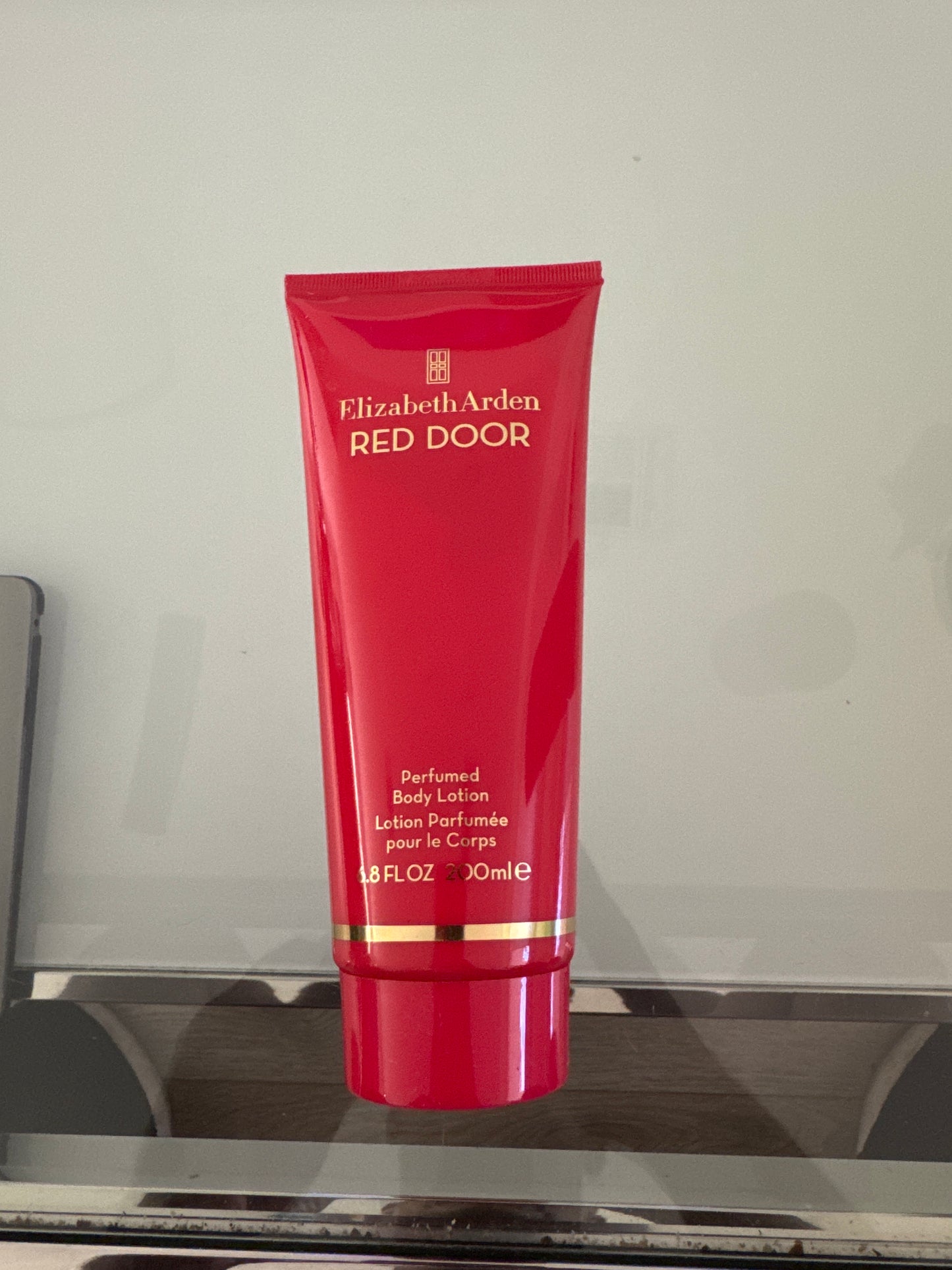 Red Door Perfumed Body Lotion W 6.8 Oz.