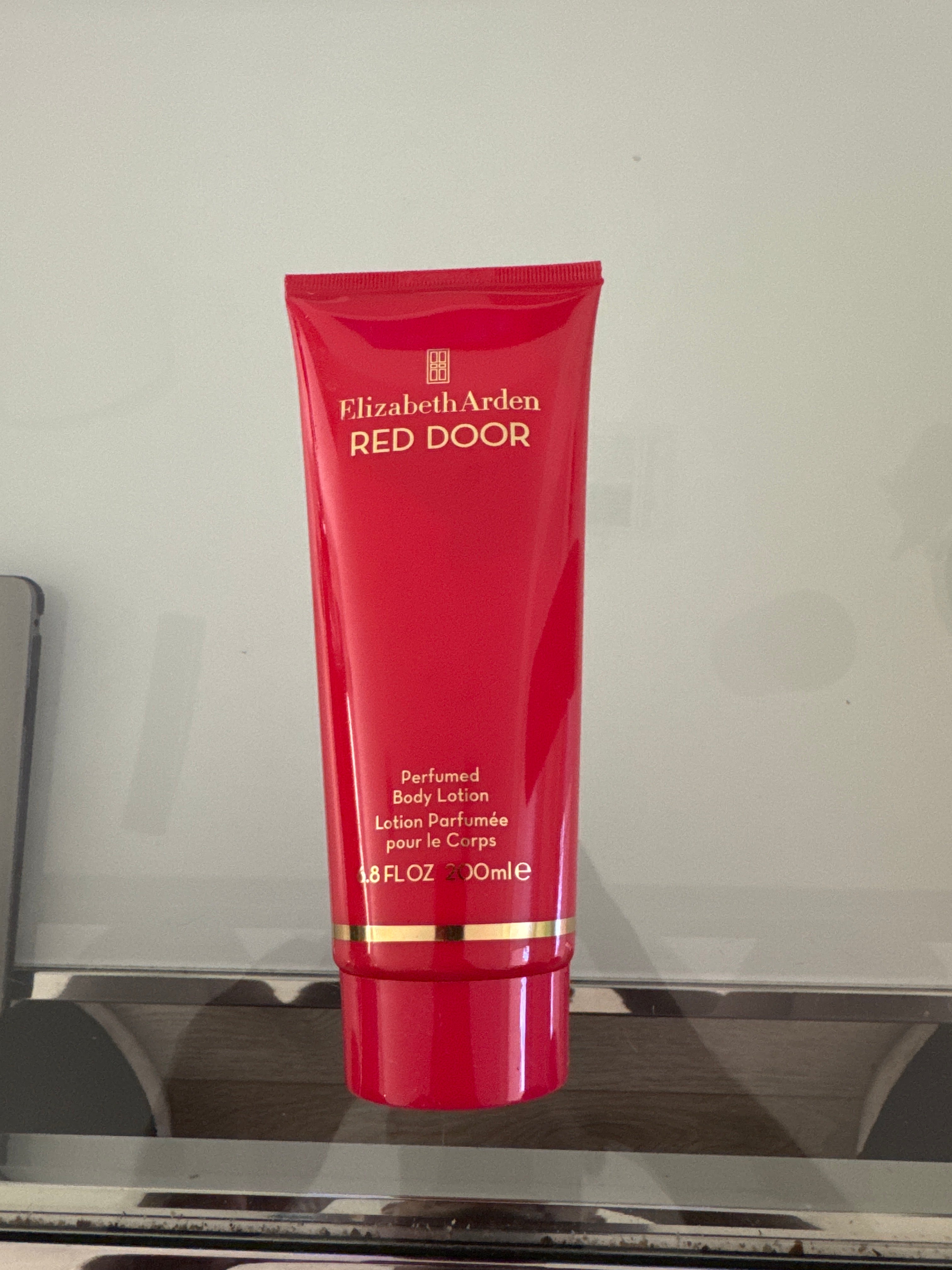 Red Door Perfumed Body Lotion W 6.8 Oz.