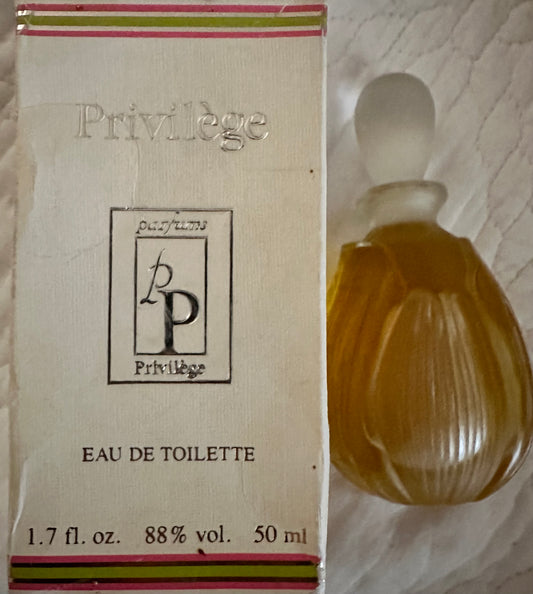 Privilege w 1.7 edt splash